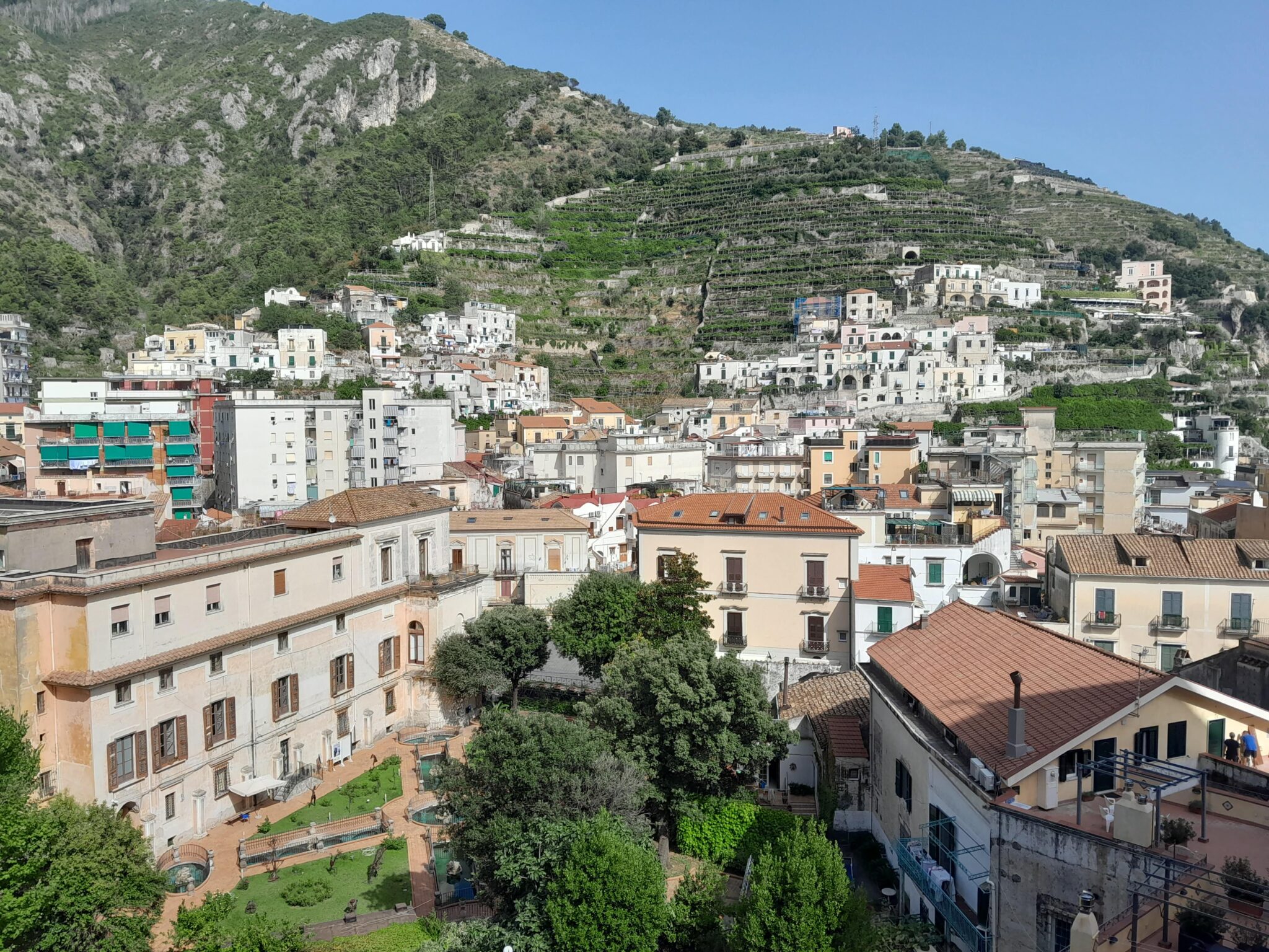 Santa Maria a Mare Maiori uitzicht